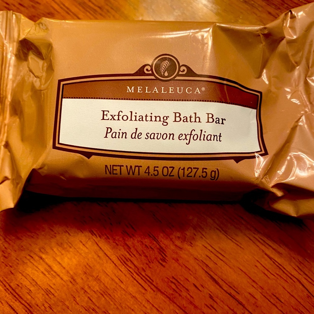 Melaleuca Exfoliating Bath Bar